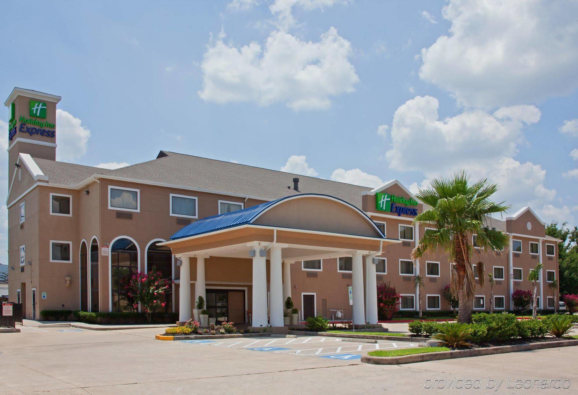 Holiday Inn Express Houston North-1960 Champions Area Louetta Exteriör bild