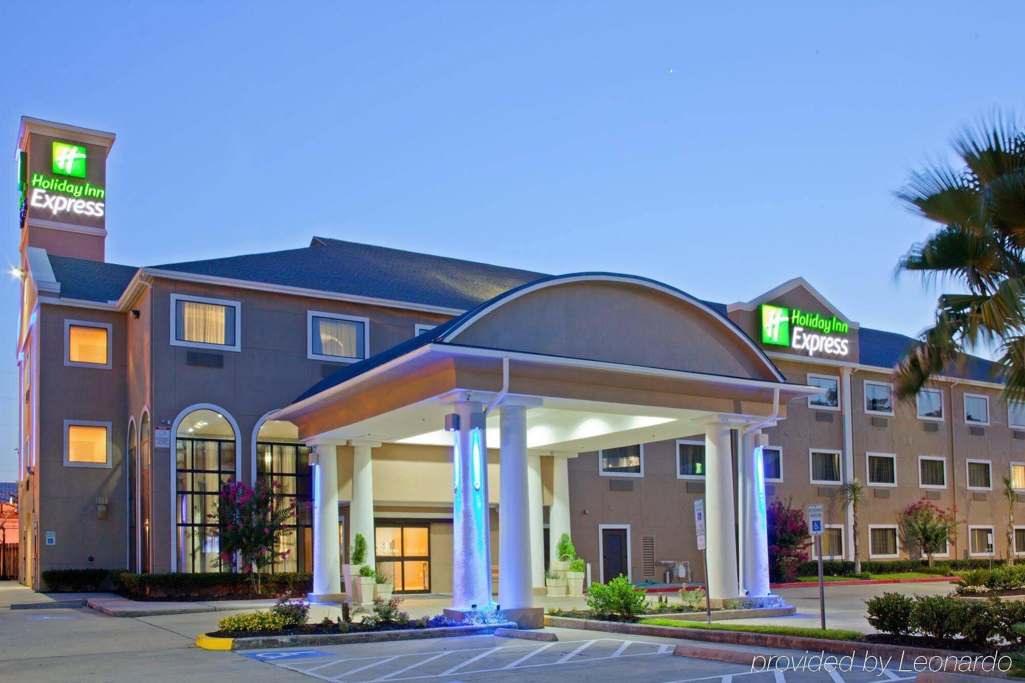 Holiday Inn Express Houston North-1960 Champions Area Louetta Exteriör bild