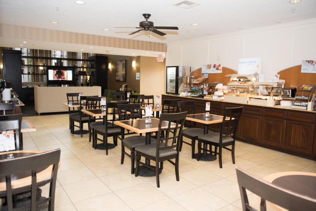 Holiday Inn Express Houston North-1960 Champions Area Louetta Exteriör bild